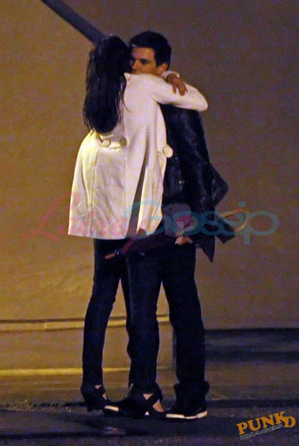 Selena Gomez And Taylor Lautner Making Out. Taylor Lautner and Selena