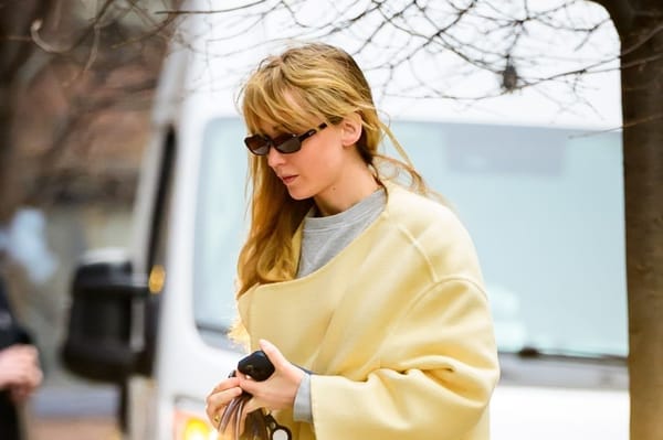 Jennifer and Emma: Globes, chats, and Miss Piggy