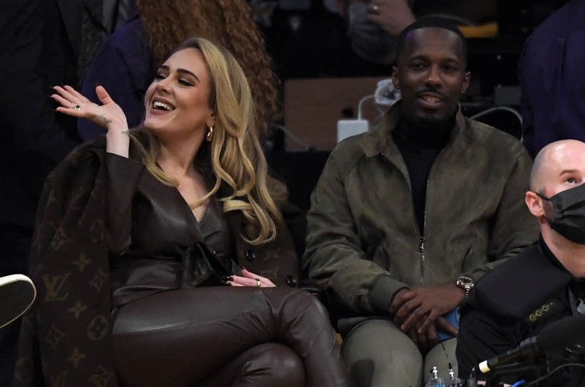 Adele Humours the Rumours