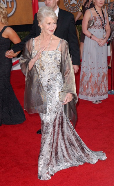 Old SAG girl beats New SAG girls: Helen Mirren