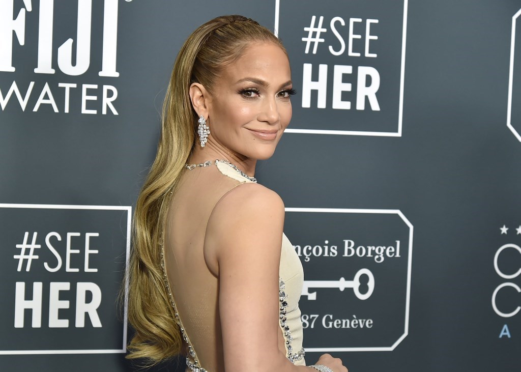 A Bottle of JLo’s Glow