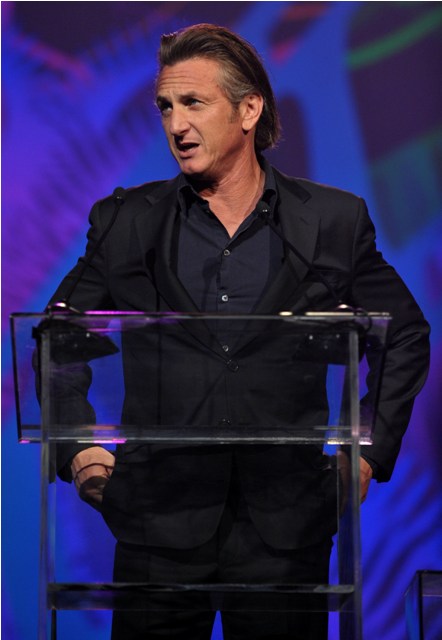 Madge & Sean Penn: reunited!