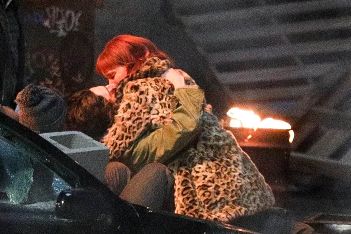 Jennifer and Timothee Kissing