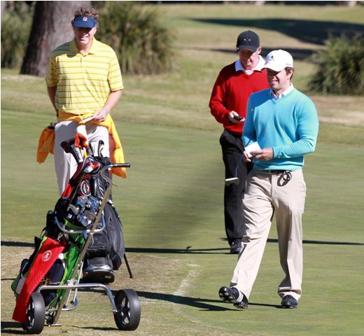 Does he bring his own clubs?