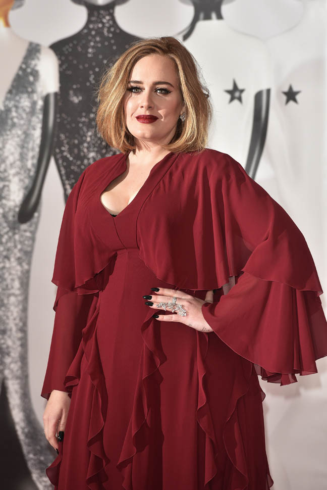 Adele is not in black!!!