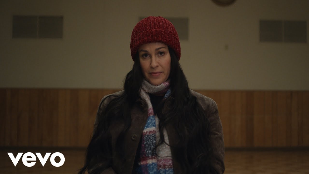 Alanis: “Reasons I Drink”