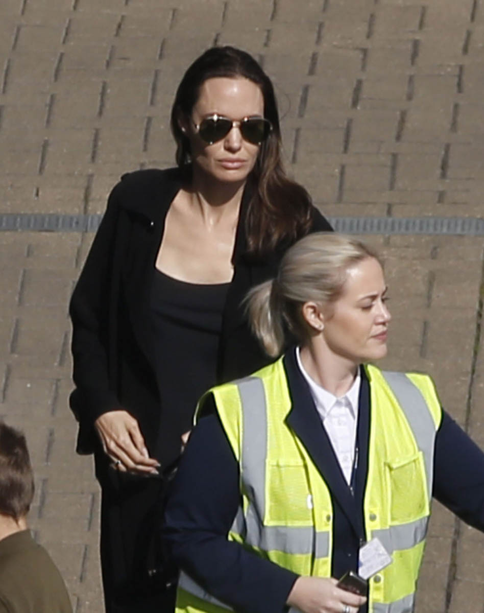 Angelina & Brad: London & LA