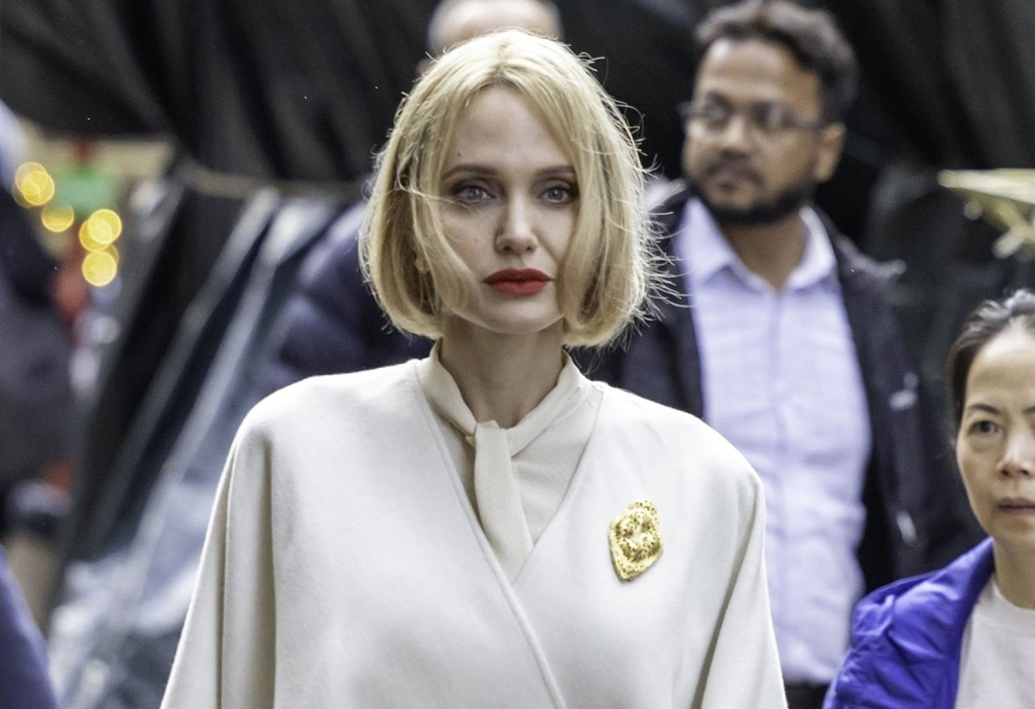 Angelina Jolie’s blonde bob
