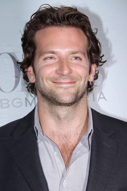 Famewhore finds her Hair Twin!