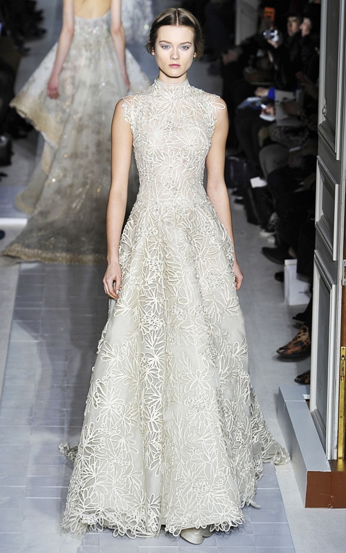 Anne Hathaway: the new Gwyneth