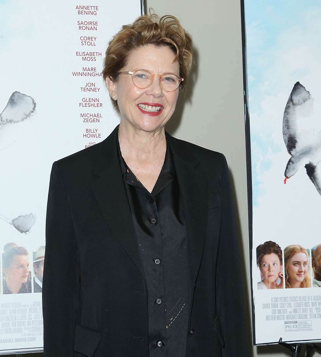 Annette Bening goes comic book