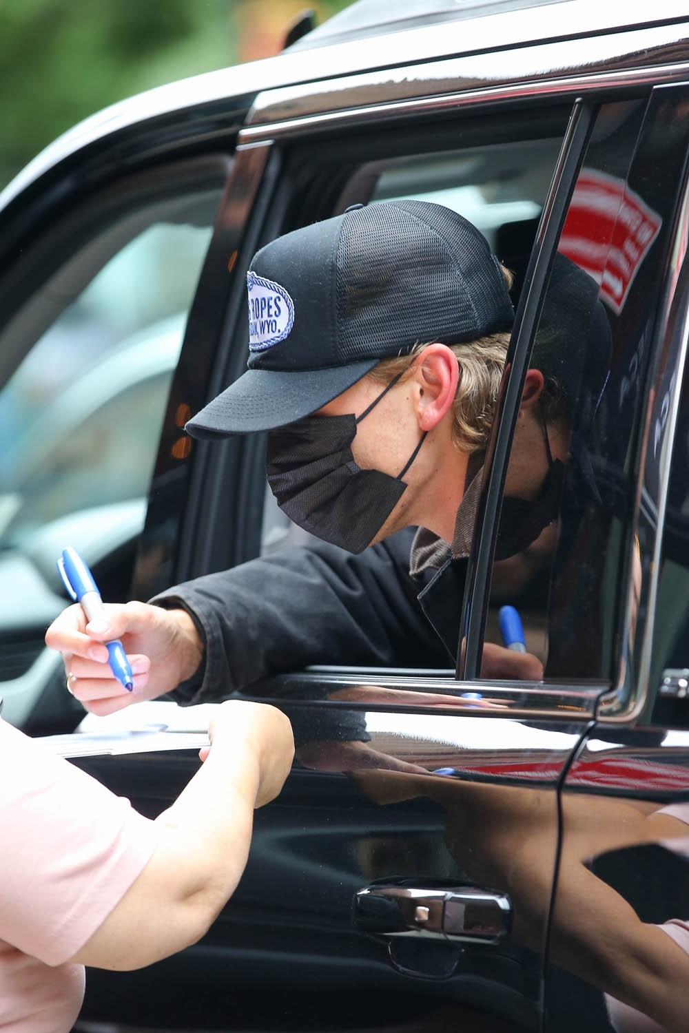 Austin Butler, one week out