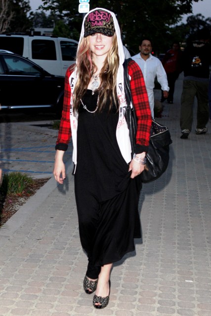 Punk Ass gay and single?