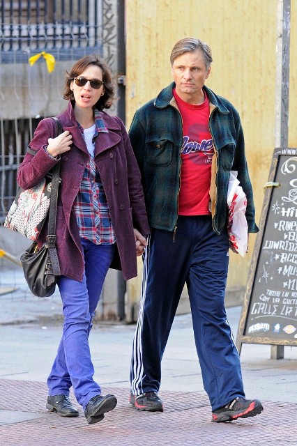 Viggo’s girlfriend, and some smut