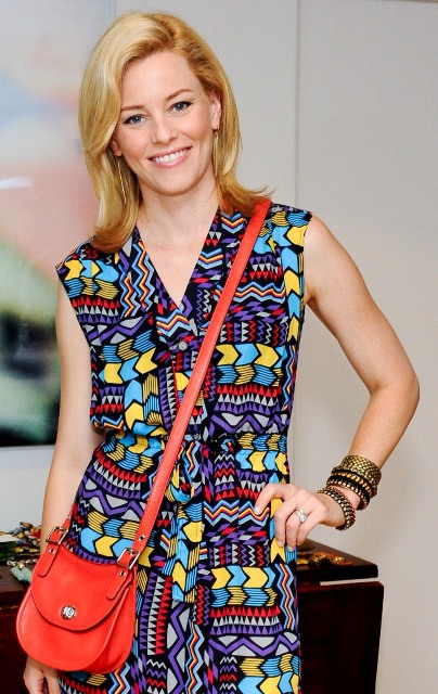 Elizabeth Banks, mommy blogger