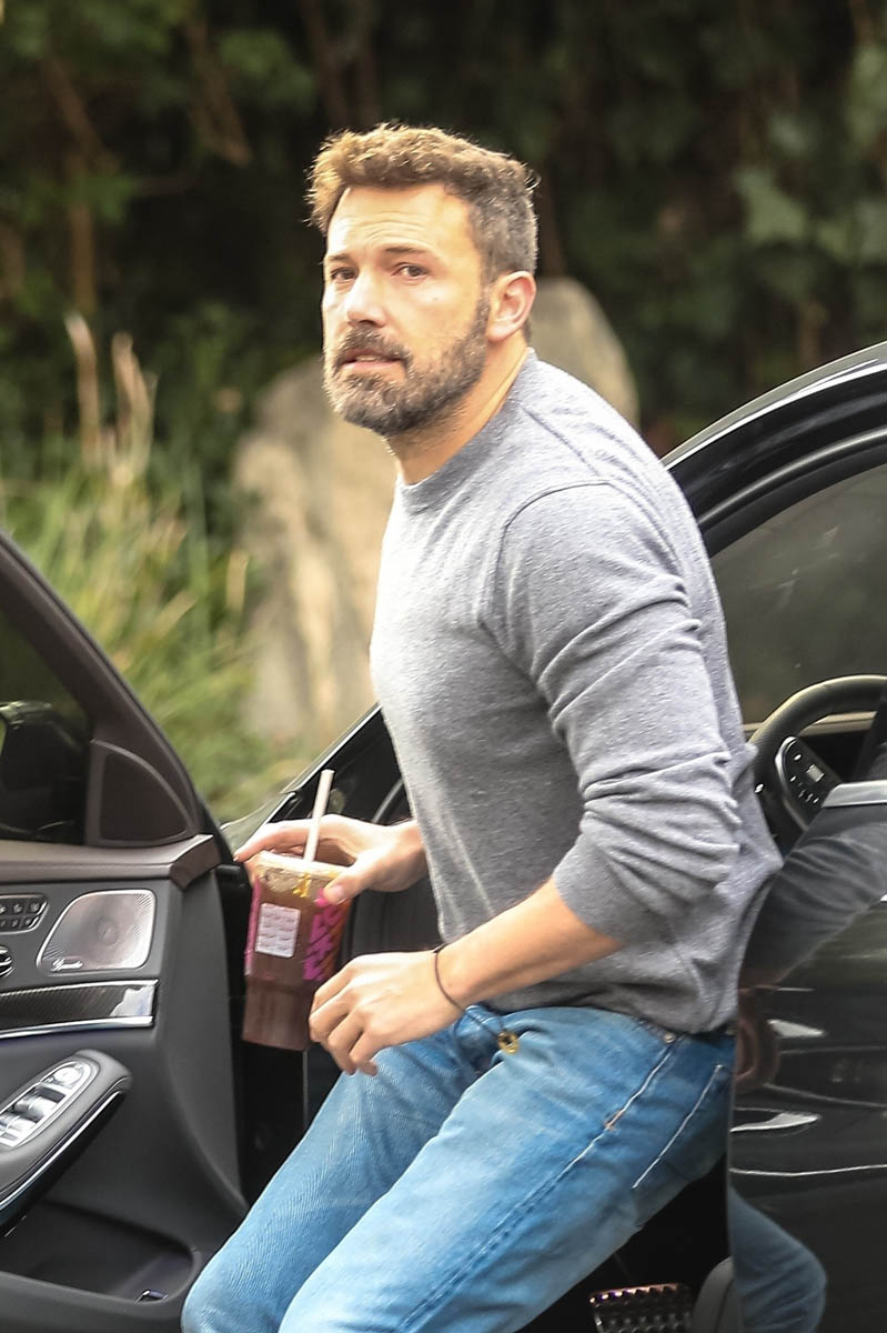 Ben Affleck’s “difficult and elusive” sobriety