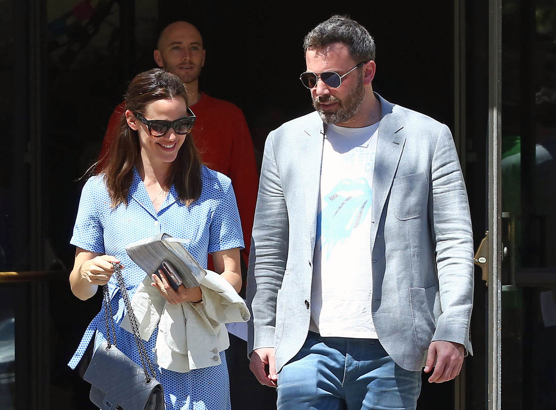 Ben Affleck & Jennifer Garner’s classic move