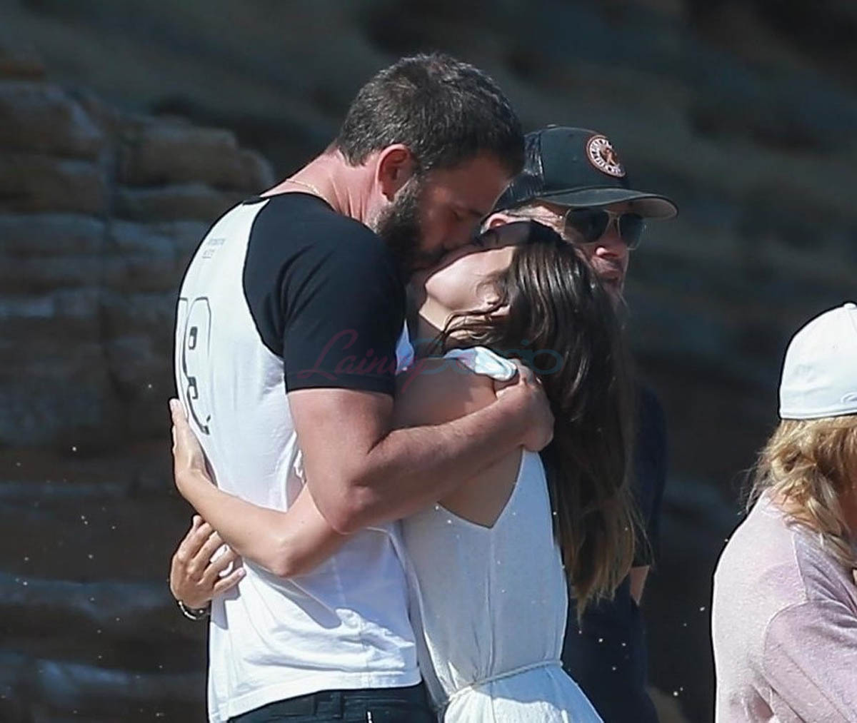Ben and Ana hang with Matt and Luciana at the beach