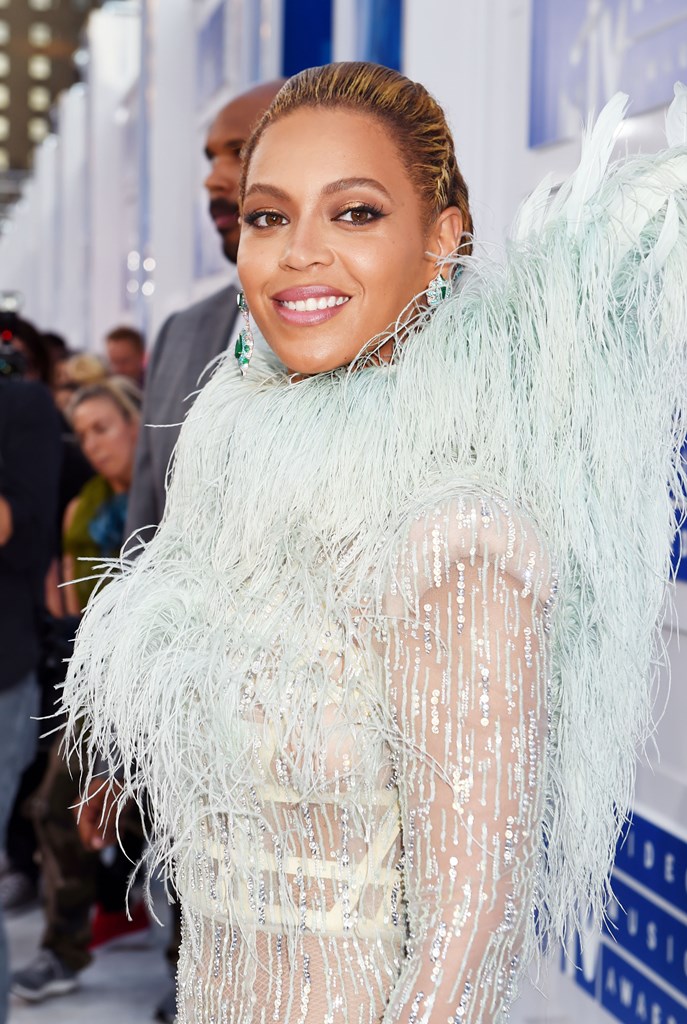 Intro for February 7, 2017