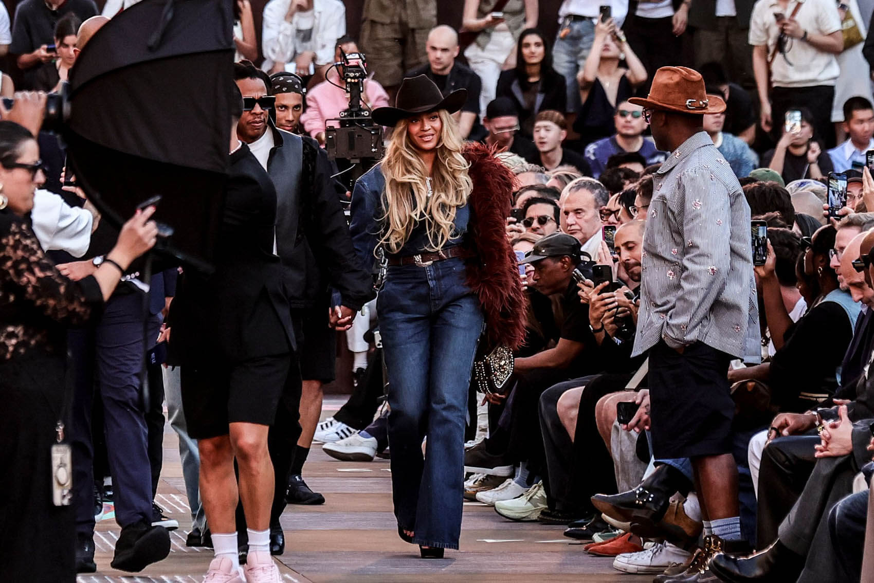 Beyoncé at Louis Vuitton