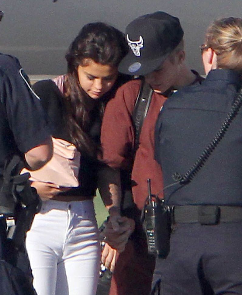 Selena & JB: long weekend in Canada