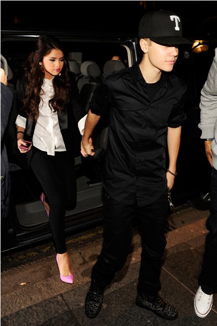 OMG Thanks God they’re still together!!!!!!!!