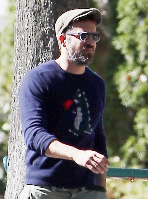 Celebrities are considerate: Ryan Reynolds edition