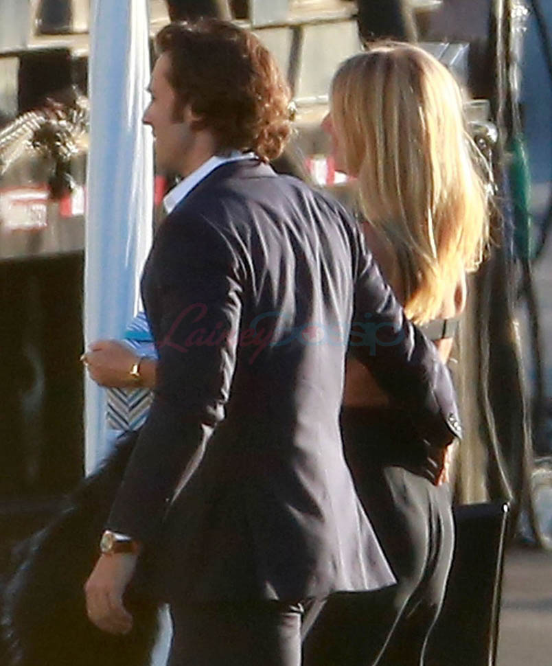 Gwyneth & Brad’s first photos