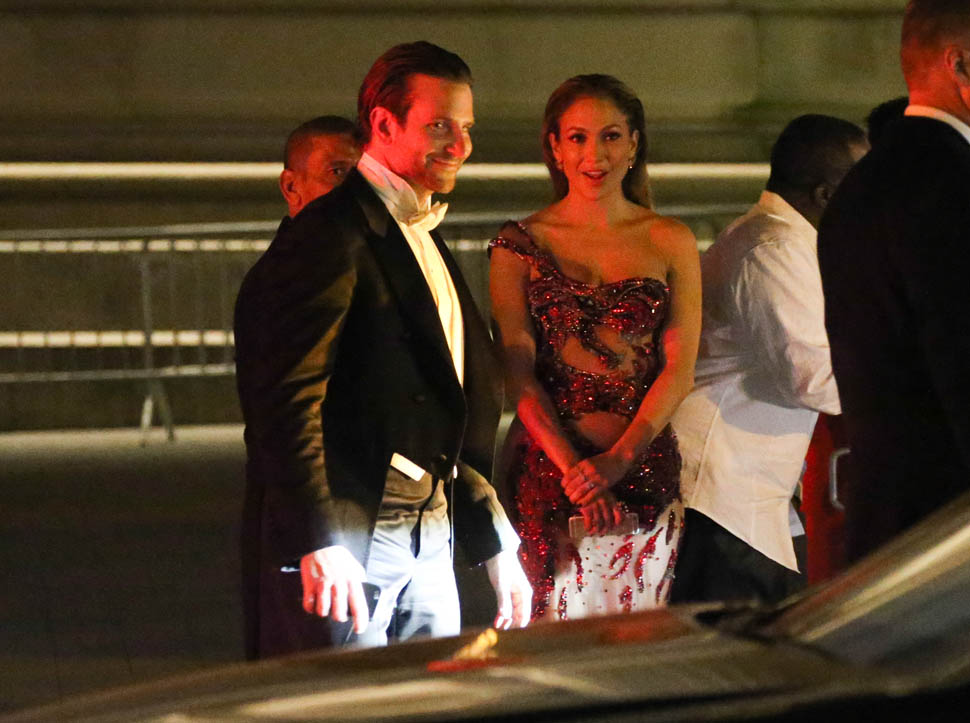 Bradley Cooper & Irina Shayk after the MET Gala