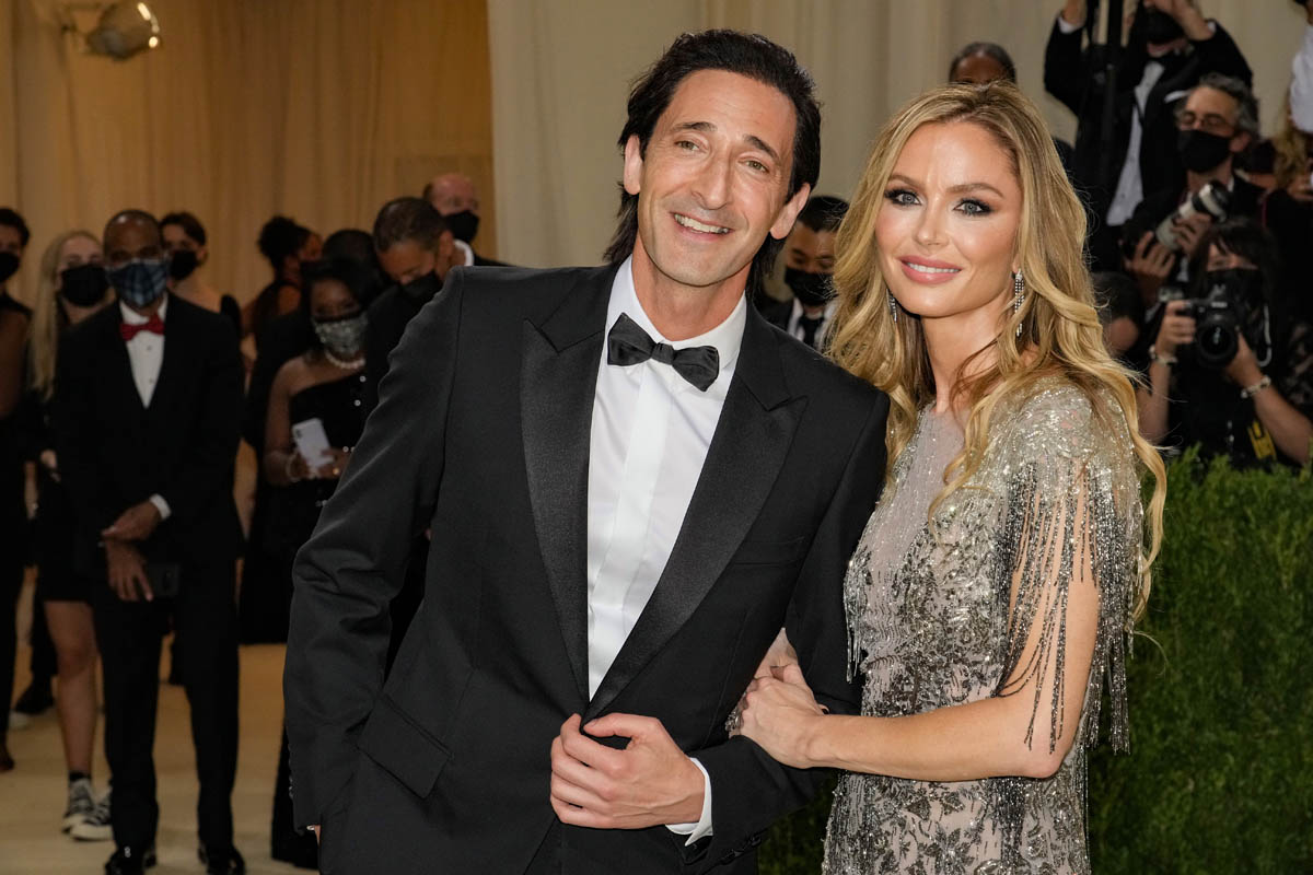 Celebrity Social Media, September 23, 2021