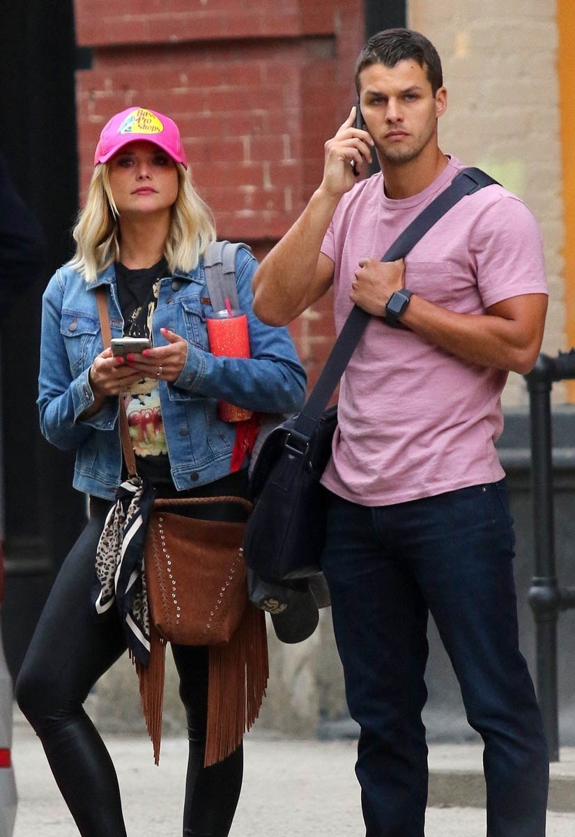 Celebrity Social Media, May 23, 2019