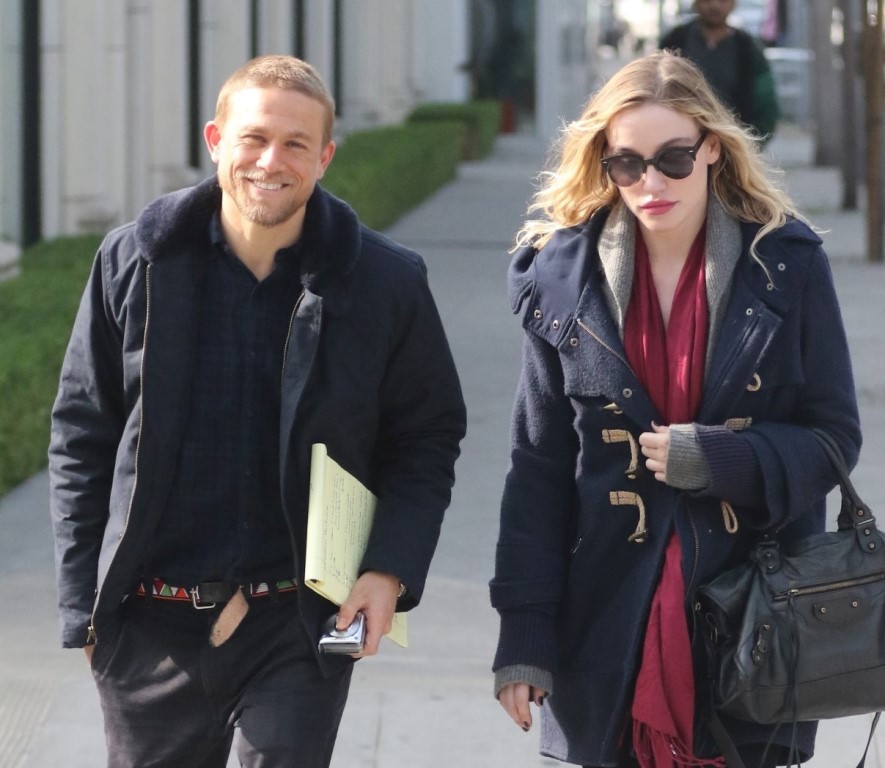 Charlie Hunnam goes Leo-Leto