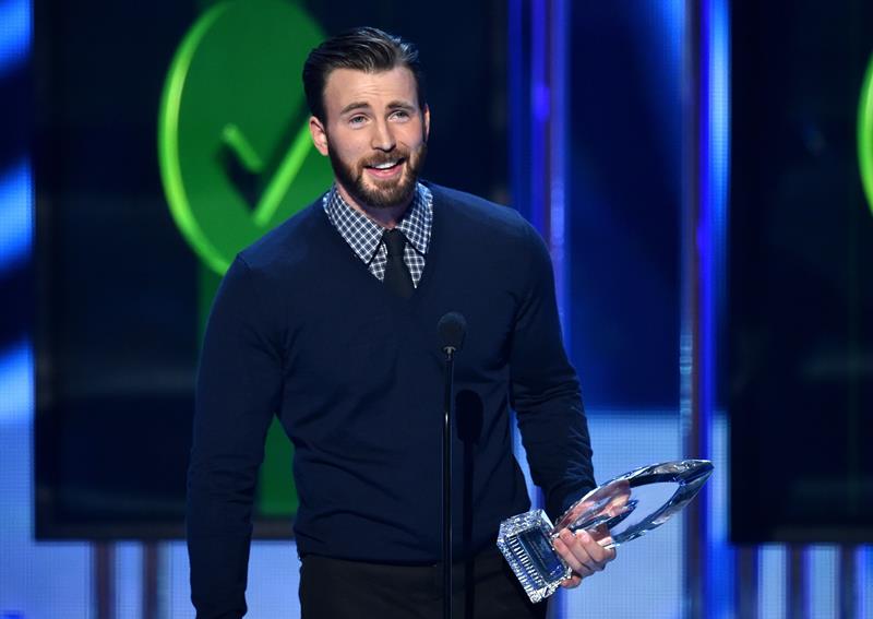 Beardy Chris Evans is the people’s favorite