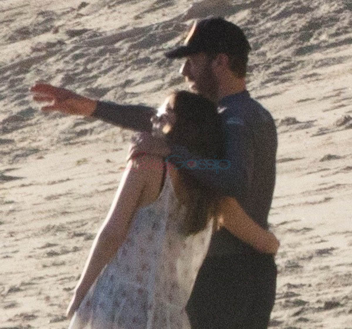 Dakota & Chris at the beach