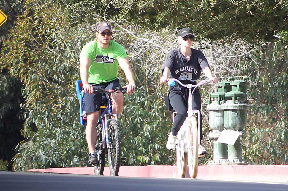 Chris Pratt lifts things