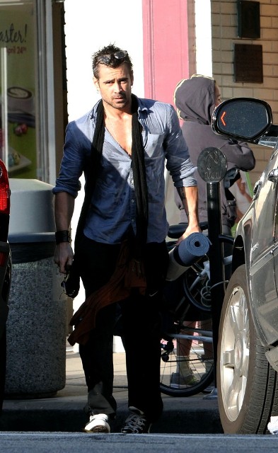 Short hair, same shirt?