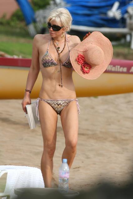 Plastic Surgery: Arguments For/Arguments Against