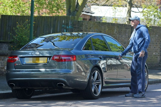 Bond in sweats kills quiver