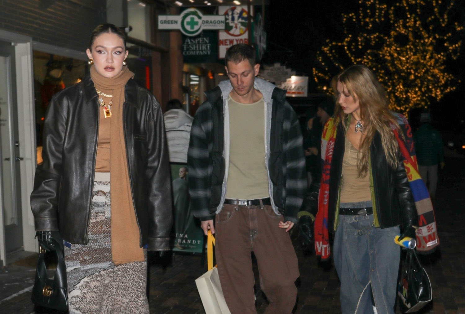 Celebrity Social Media, December 22, 2022