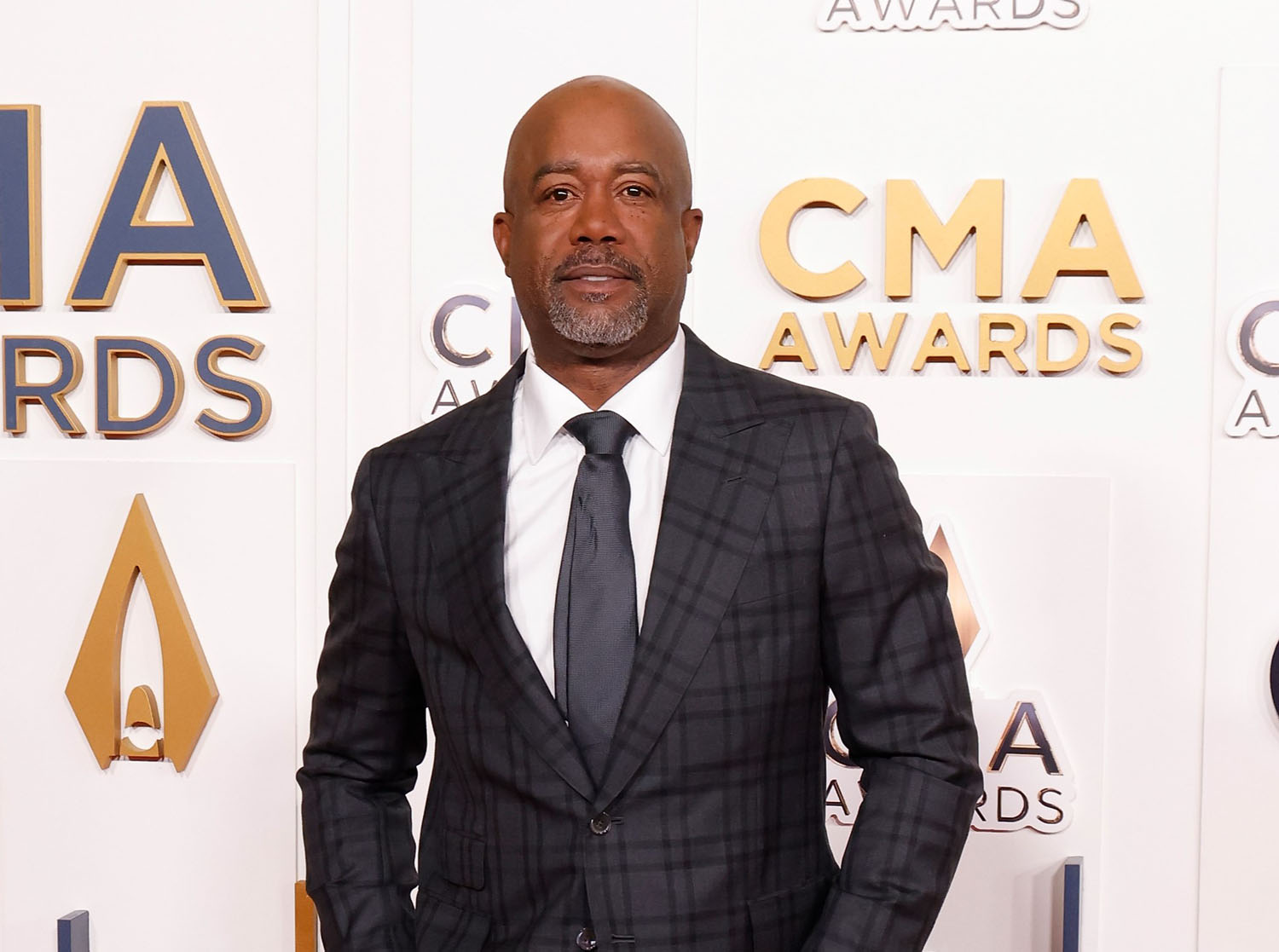 Darius Rucker looked back, not forward