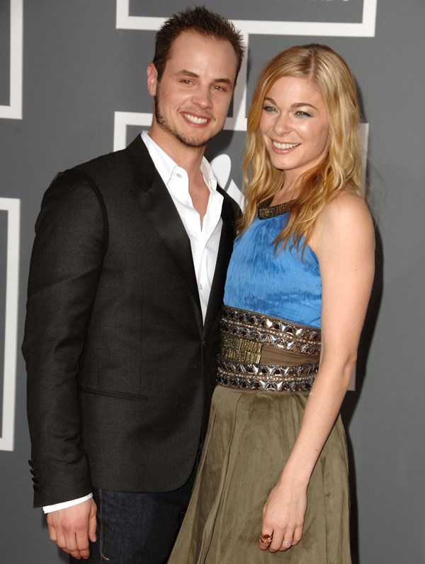 Child Stardom from the Sidelines