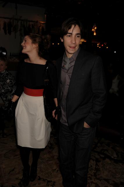 Cam & Drew: Girls’ Girls