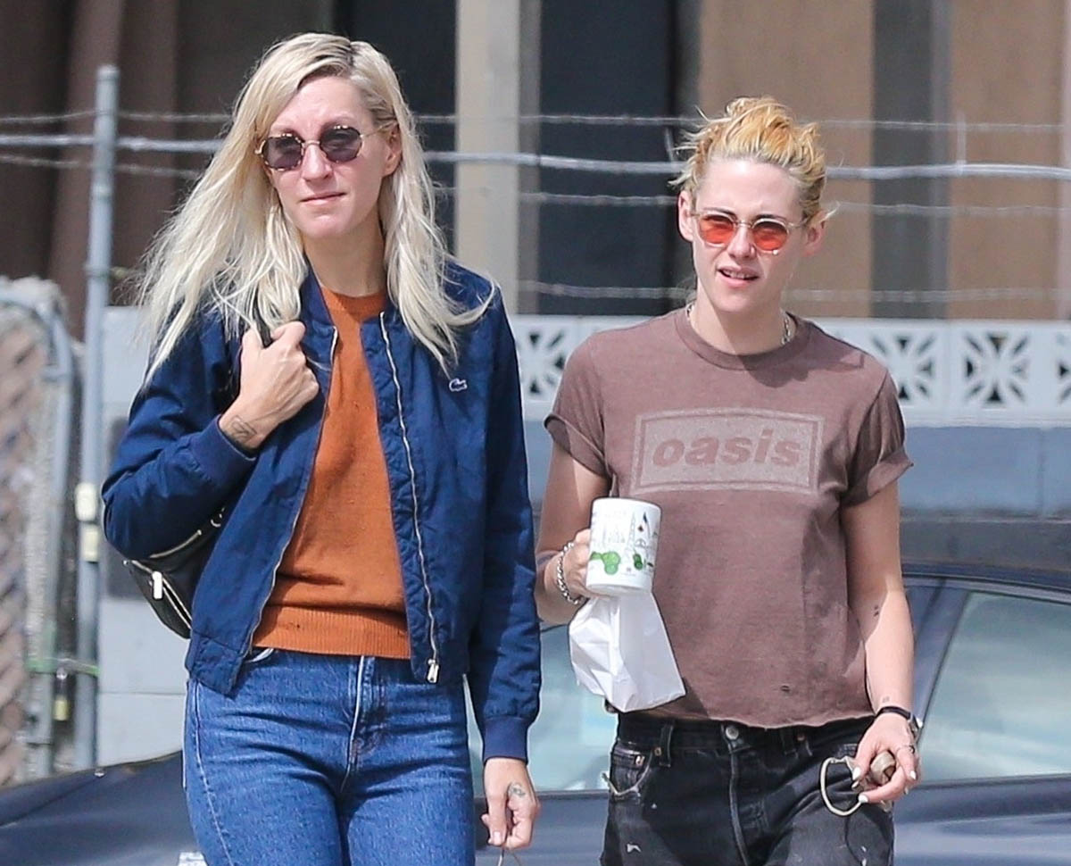 Kristen Stewart and Dylan Meyer are engaged