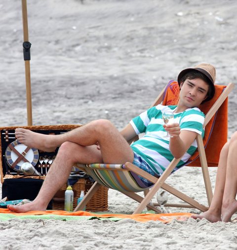 Chuck Bass at the beach with boobs