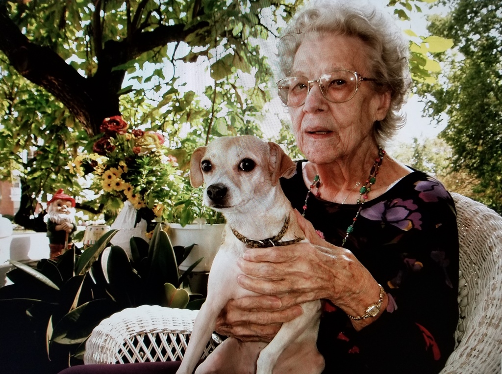 November 6, 2018 – Smutty Shout-Outs