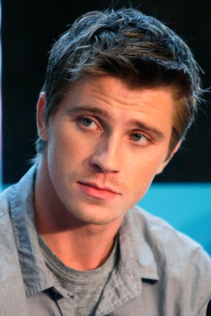 Cut Gwyneth, leave Garrett