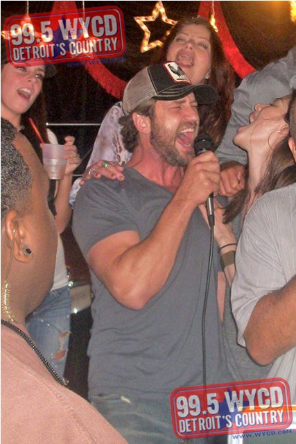 Spittle = Men Expert?