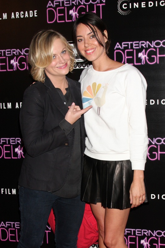 Girlfriends Edition: Amy & Aubrey/Kiki & Isla