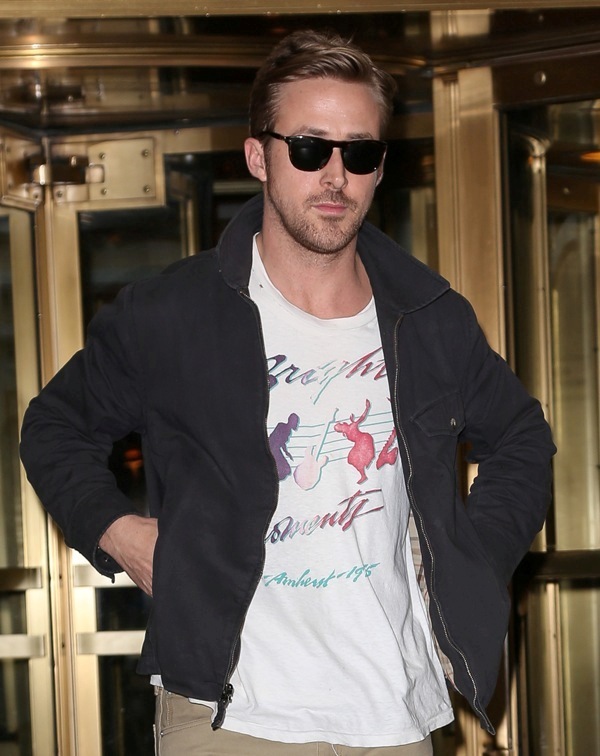 Ryan wears shades, Eva’s in spots