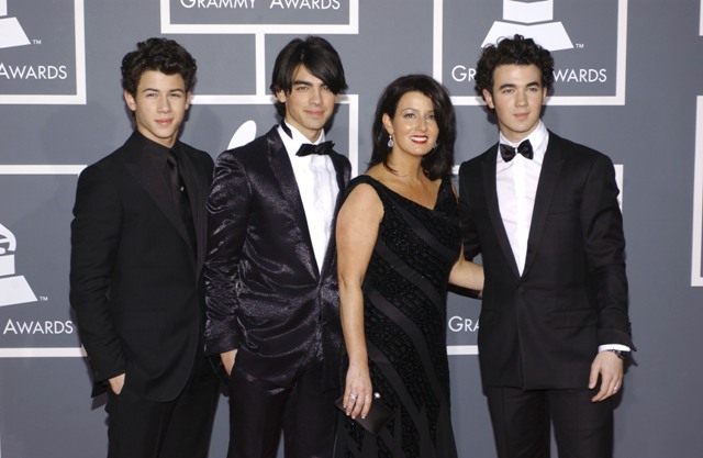 Grammy Vagina Virgins: The Jonas Brothers